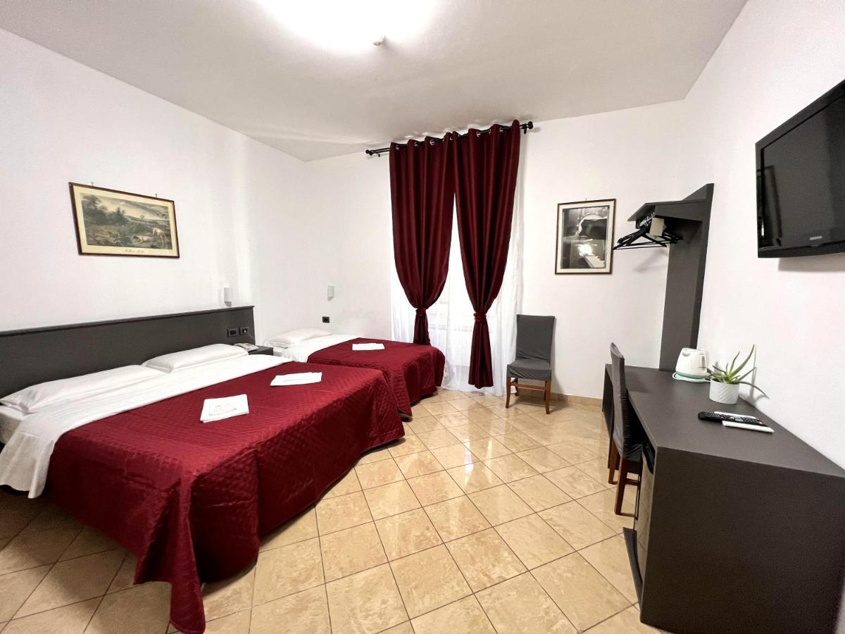 רומא Hotel Domus Termini מראה חיצוני תמונה