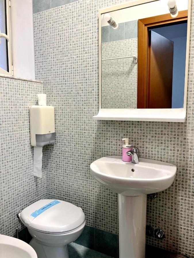 רומא Hotel Domus Termini מראה חיצוני תמונה