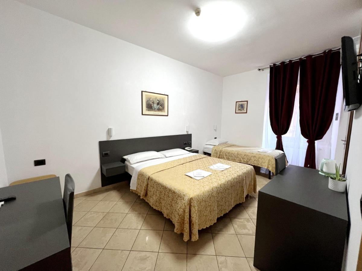 רומא Hotel Domus Termini מראה חיצוני תמונה