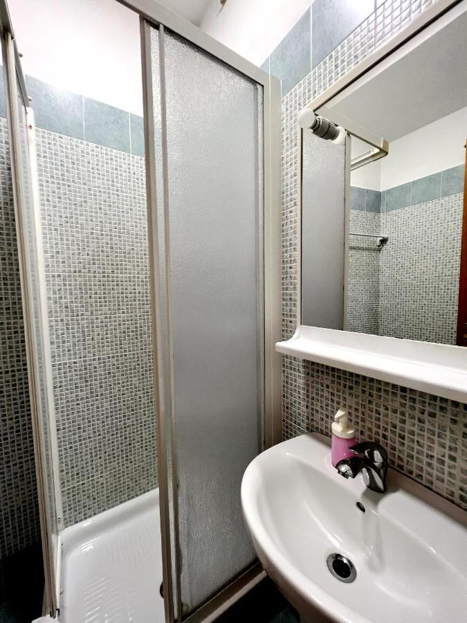 רומא Hotel Domus Termini מראה חיצוני תמונה