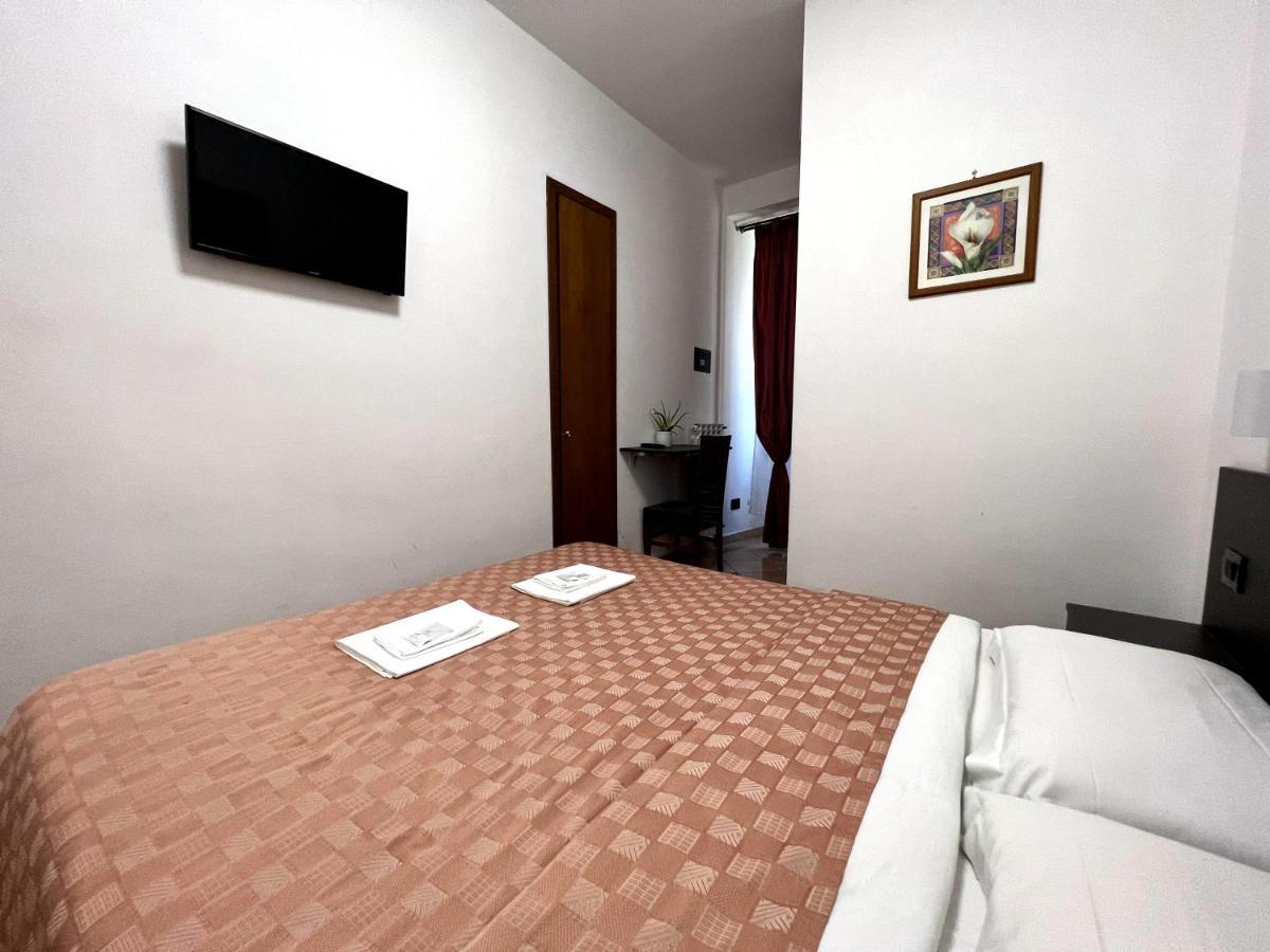 רומא Hotel Domus Termini מראה חיצוני תמונה